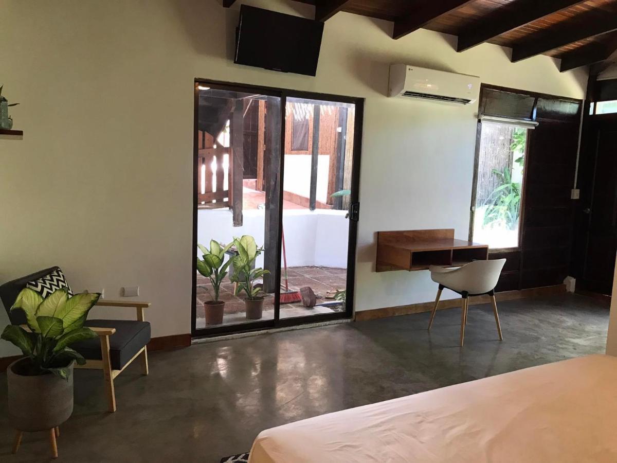 Homestay La Buena Vida Cabinas *