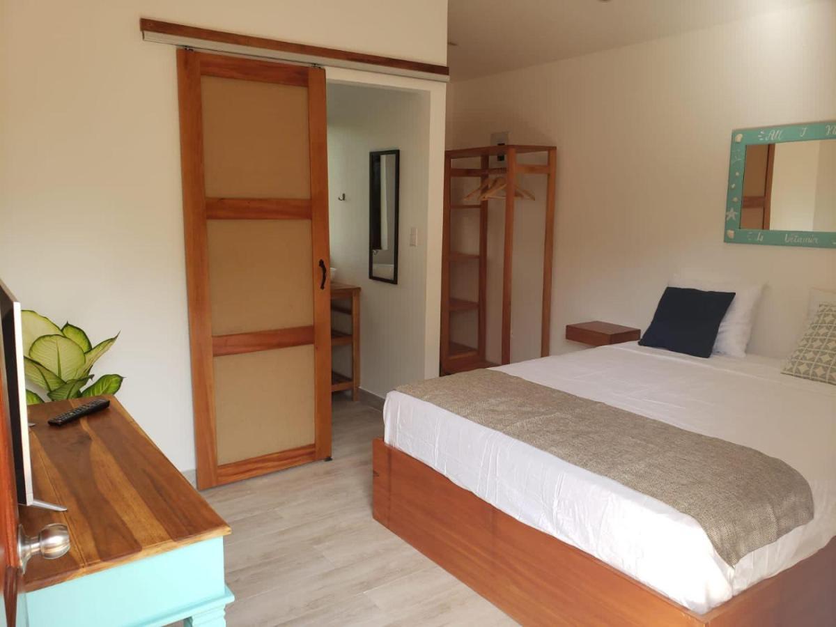 Homestay La Buena Vida Cabinas *